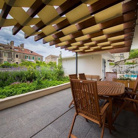 Bella Vista Suites Ngoại thất bức ảnh