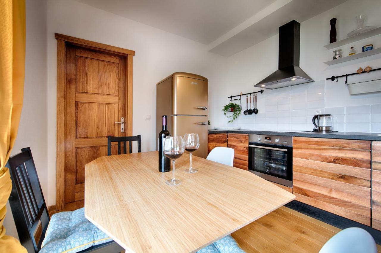 Bella Vista Suites Ngoại thất bức ảnh